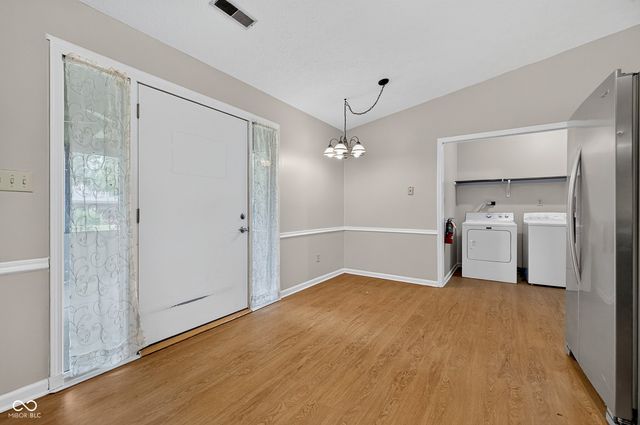 1627 Countryside Lane, Indianapolis, IN 46231