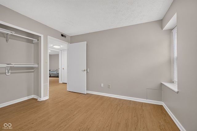 1627 Countryside Lane, Indianapolis, IN 46231