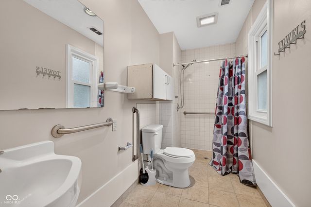 1627 Countryside Lane, Indianapolis, IN 46231