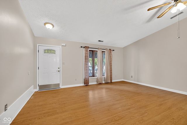 1627 Countryside Lane, Indianapolis, IN 46231