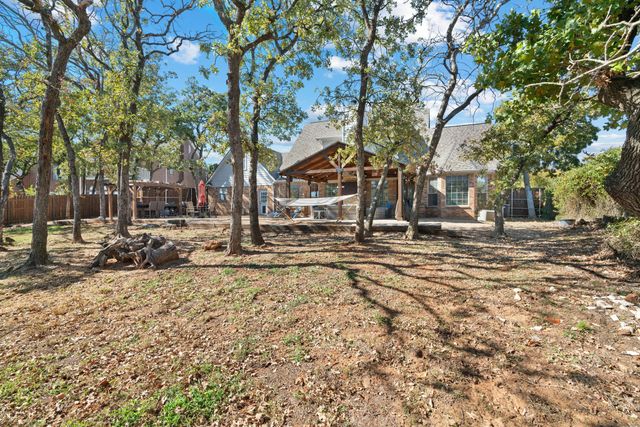 247 SW Brushy Mound Road, Burleson, TX 76028