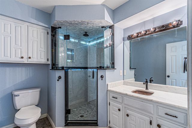 8808 Sylvan Court, Fort Worth, TX 76120