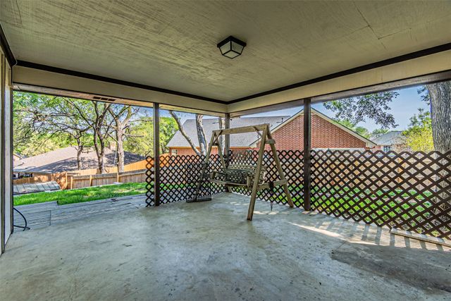 8808 Sylvan Court, Fort Worth, TX 76120