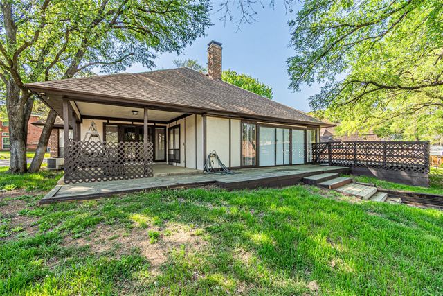 8808 Sylvan Court, Fort Worth, TX 76120