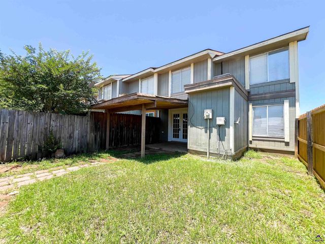 109 Stoneridge Dr., Warner Robins, GA 31088