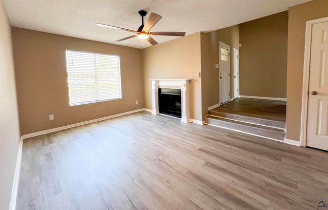 109 Stoneridge Dr., Warner Robins, GA 31088