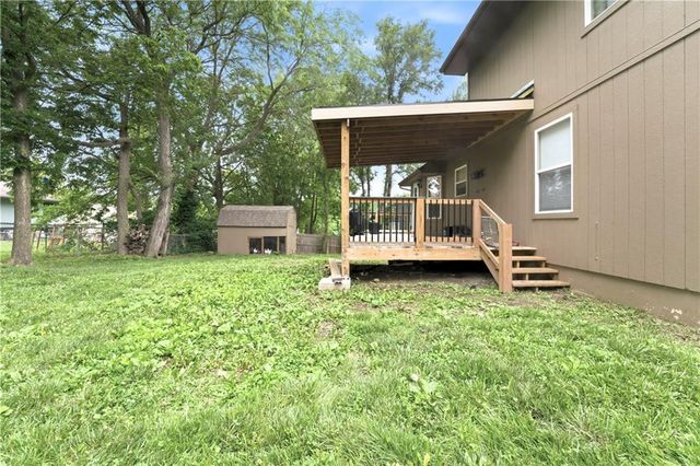 1409 Russell Road, Pleasant Hill, MO 64080