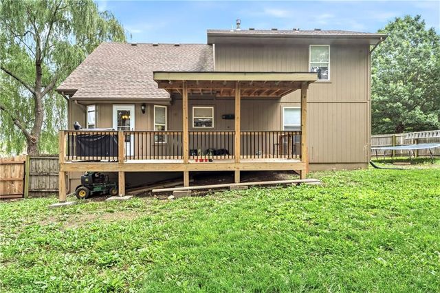 1409 Russell Road, Pleasant Hill, MO 64080