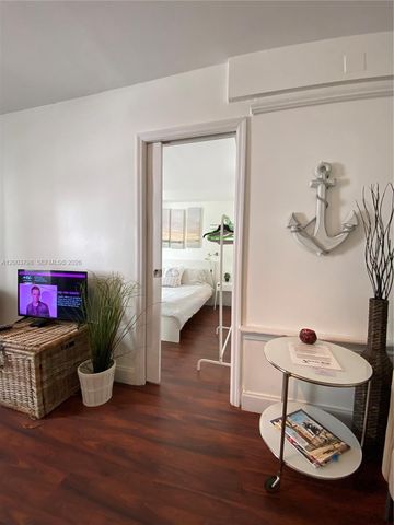 335 Ocean Dr 228, Miami Beach, FL 33139