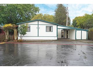 8951 Se FULLER Rd #52, Happy Valley, OR 97086