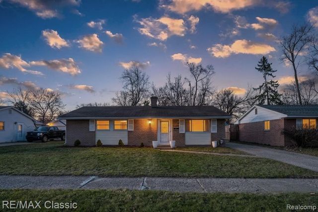 35665 Thames Street, Westland, MI 48186