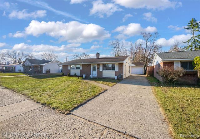 35665 Thames Street, Westland, MI 48186