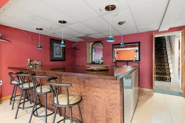 48 Valley St, Wakefield, MA 01880
