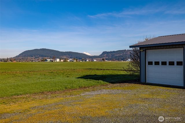 19653 Cedardale Road, Mount Vernon, WA 98274