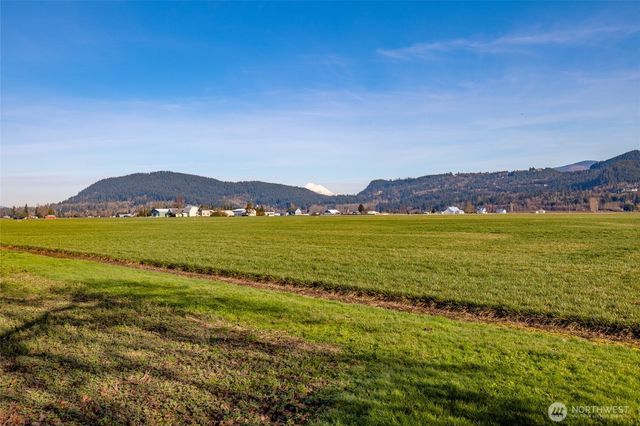 19653 Cedardale Road, Mount Vernon, WA 98274