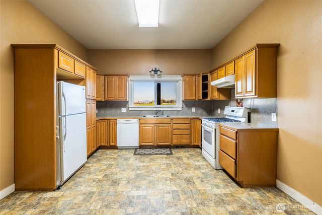 19653 Cedardale Road, Mount Vernon, WA 98274