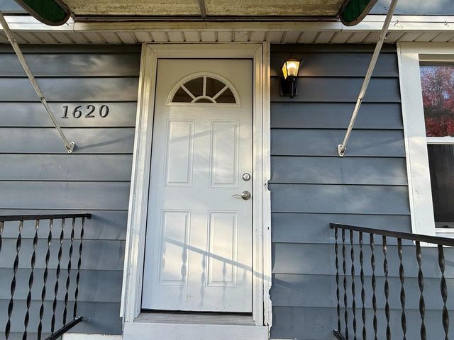 1620 E RANDALL AVENUE, Appleton, WI 54911