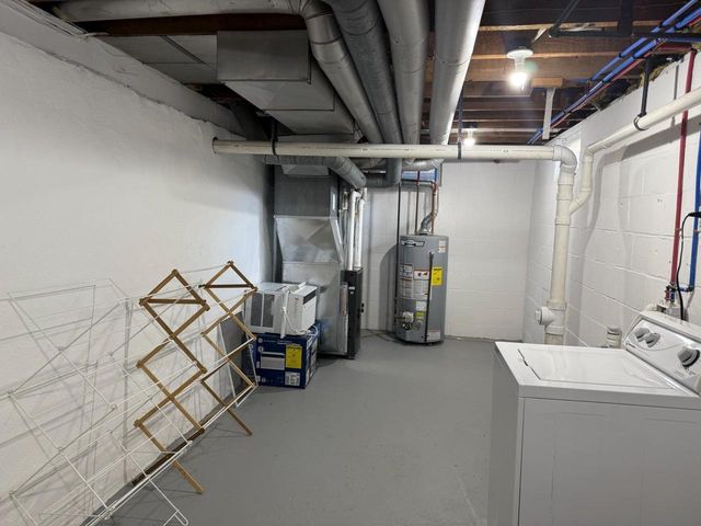 1620 E RANDALL AVENUE, Appleton, WI 54911