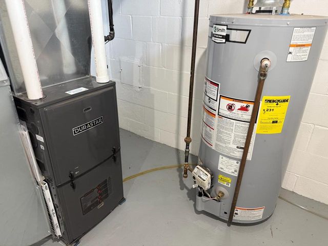 1620 E RANDALL AVENUE, Appleton, WI 54911