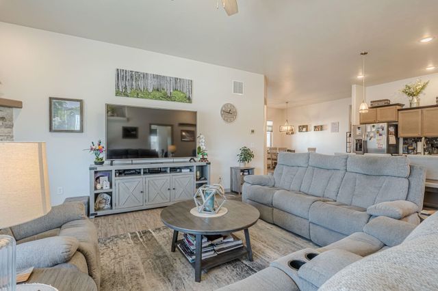 2820 Hollow Way, Grand Junction, CO 81506