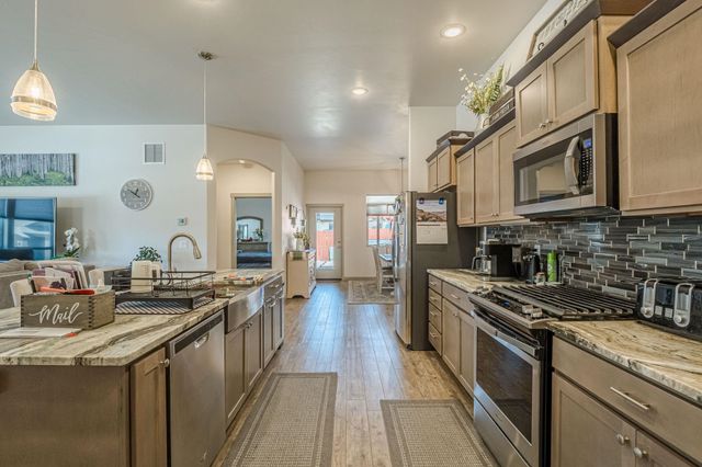 2820 Hollow Way, Grand Junction, CO 81506