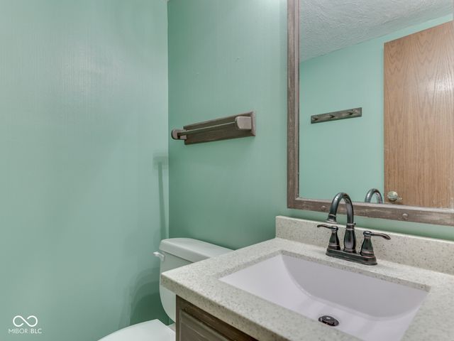 8160 Bold Forbes Court, Indianapolis, IN 46217