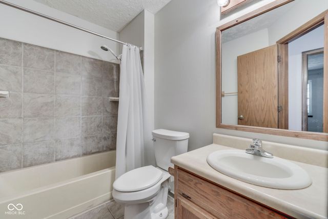 8160 Bold Forbes Court, Indianapolis, IN 46217