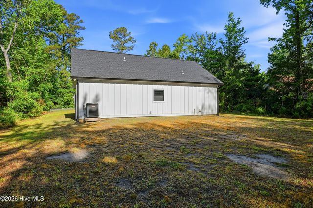 13 Creekstone Lane, Castle Hayne, NC 28429