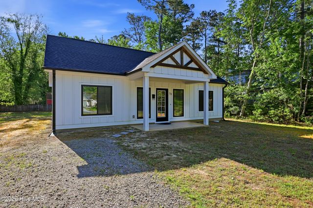 13 Creekstone Lane, Castle Hayne, NC 28429