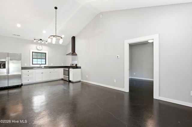 13 Creekstone Lane, Castle Hayne, NC 28429