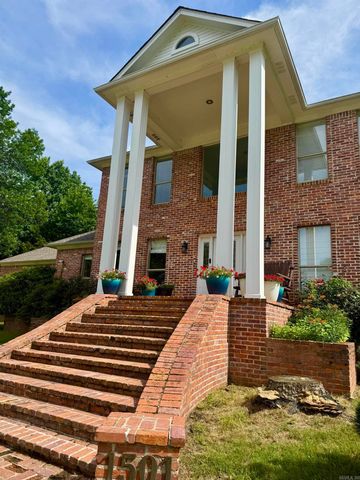 1501 dogwood Trail, Conway, AR 72032