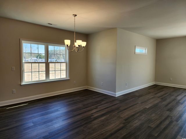 5292 Old Forest Dr., Loris, SC 29569