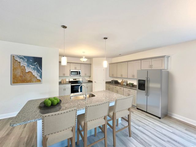 5292 Old Forest Dr., Loris, SC 29569