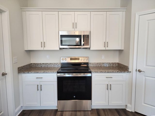 5292 Old Forest Dr., Loris, SC 29569