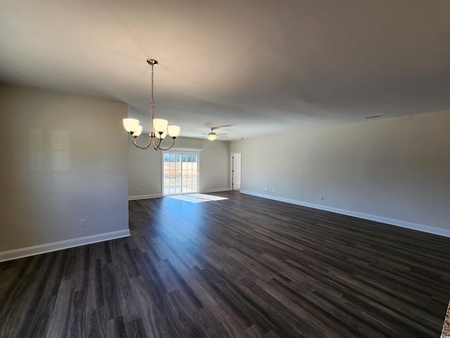 5292 Old Forest Dr., Loris, SC 29569
