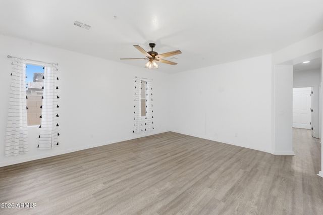 12175 W CHASE Lane, Avondale, AZ 85323