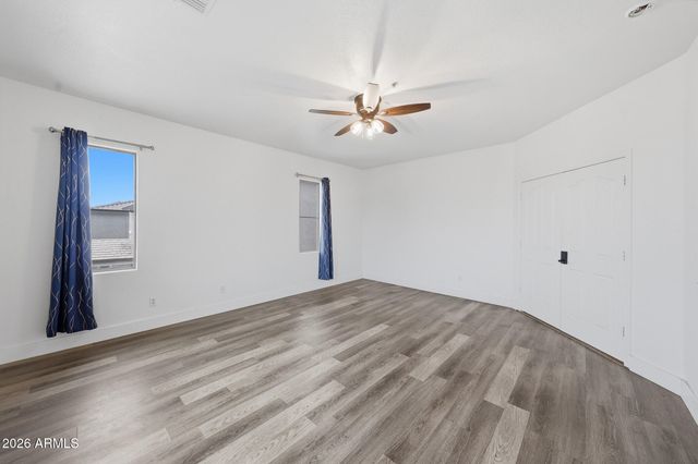 12175 W CHASE Lane, Avondale, AZ 85323