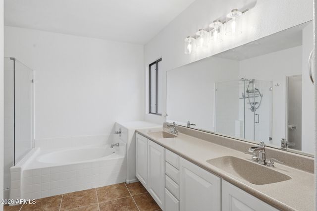 12175 W CHASE Lane, Avondale, AZ 85323