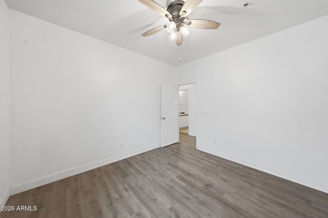 12175 W CHASE Lane, Avondale, AZ 85323