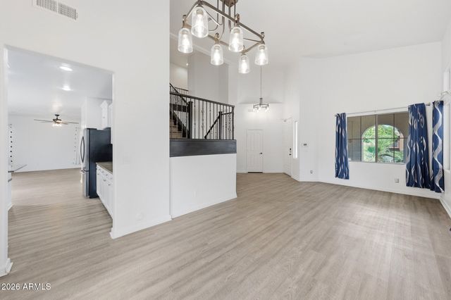 12175 W CHASE Lane, Avondale, AZ 85323