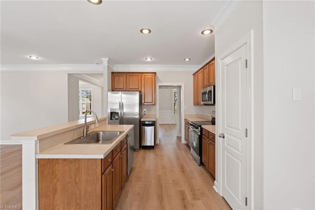 281 Old Towne Drive, Advance, NC 27006