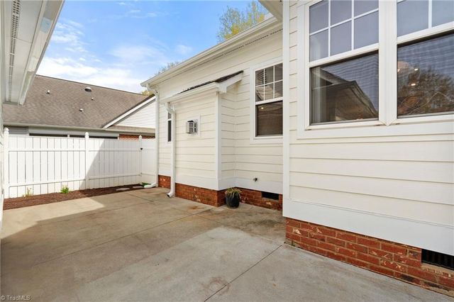 281 Old Towne Drive, Advance, NC 27006