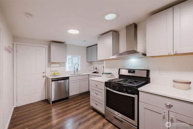 2805 NE Bowen Street, Bremerton, WA 98310