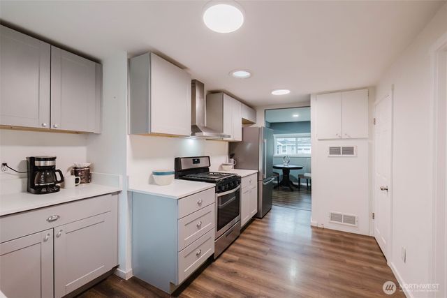 2805 NE Bowen Street, Bremerton, WA 98310