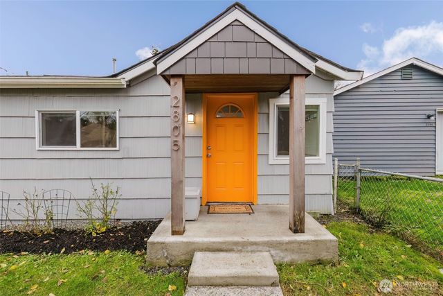 2805 NE Bowen Street, Bremerton, WA 98310