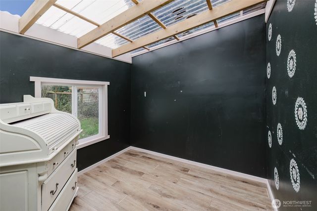 2805 NE Bowen Street, Bremerton, WA 98310