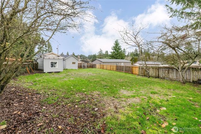 2805 NE Bowen Street, Bremerton, WA 98310