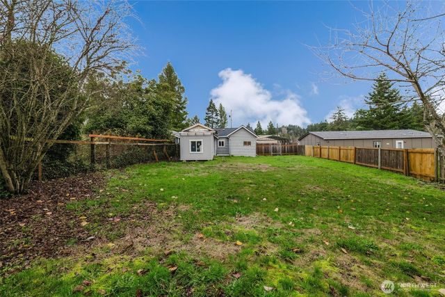2805 NE Bowen Street, Bremerton, WA 98310