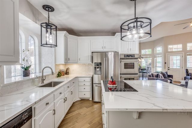 300 Southridge Lakes Parkway, Southlake, TX 76092