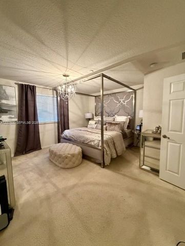 8968 Lancaster St, Tamarac, FL 33321